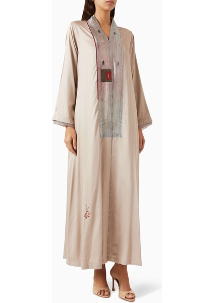 Modern Tasarım Abaya Rahat Şıklık ile Uzun Kollu ve Açık Ön Detaylı