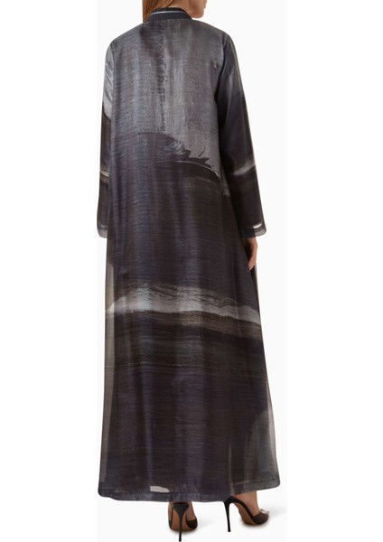 Modern Tasarımlı Basamaklı Abaya Rahat Silueti ve Şık Detaylarıyla Günlük Kullanıma Uygun modelleri