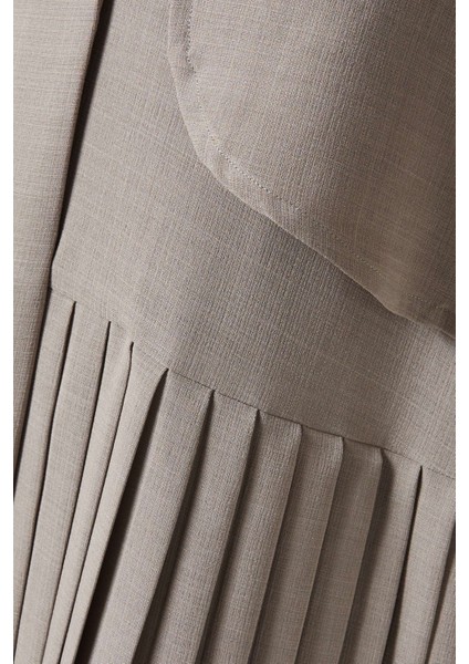 Modern ve Şık Fiyonk Yaka Abaya Zarif Duruş ve Rahat Hareket Için Ideal indirimleri