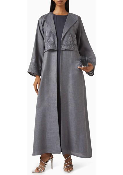 Işlemeli Abaya Seti ile Zarif Tasarımlar ve Geleneksel El Sanatları Bir Arada fiyatları