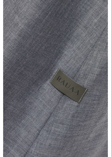 Işlemeli Abaya Seti ile Zarif Tasarımlar ve Geleneksel El Sanatları Bir Arada