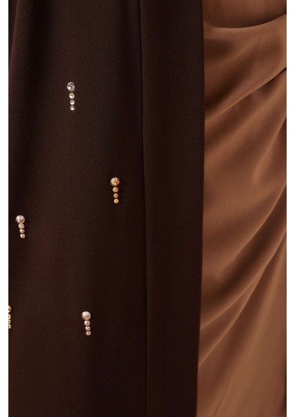 Şık 3 Parça Abaya Seti Açık Ön Detaylı Düşük Eğimli Kumaş Konforlu Kullanım