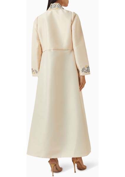 Şık Kolları Nakışlı A-Line Abaya ile Günlük Modest Tarzınızı Tamamlayın modelleri