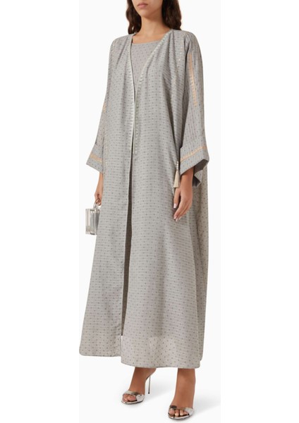 Şık Nakışlı Abaya ve Elbise Seti Modern Kadınlar Için Rahat ve Kullanışlı Tasarım fiyatları