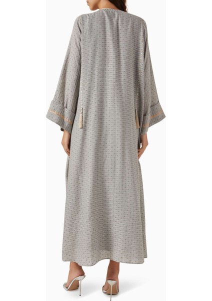 Şık Nakışlı Abaya ve Elbise Seti Modern Kadınlar Için Rahat ve Kullanışlı Tasarım modelleri