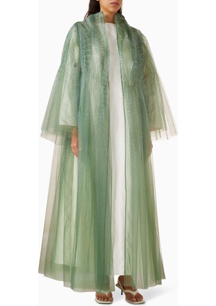 Şık Üç Parça Abaya ve Elbise Seti ile Rahat ve Zarif Stil