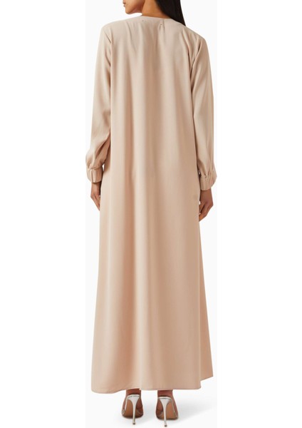 Modern Zip Detaylı Abaya ile Şık ve Geleneksel Elegansı Yakalayın modelleri