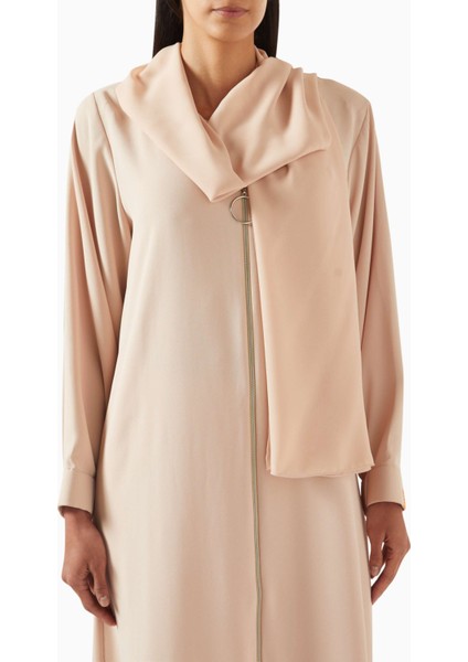 Modern Zip Detaylı Abaya ile Şık ve Geleneksel Elegansı Yakalayın indirimleri