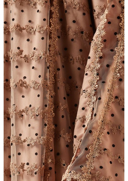 Polka Dot Desenli Abaya Şık ve Rahat Günlük Kullanım Için Ideal Seçim indirimleri