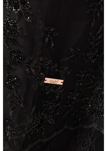 Botanik Boncuk Süslemeli Organze Abaya ile Şıklığı Yakalayın indirimleri