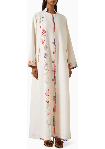 Şık Tasarımlı Abaya Konforlu Siluet ile Günlük ve Özel Günler Için Ideal Seçim