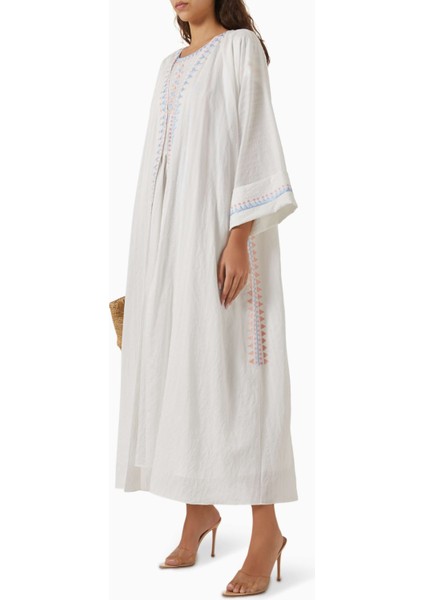 Şık Nakış Detaylı Abaya Setiyle Zarif ve Kendine Güvenen Modest Moda Deneyimi fiyatları