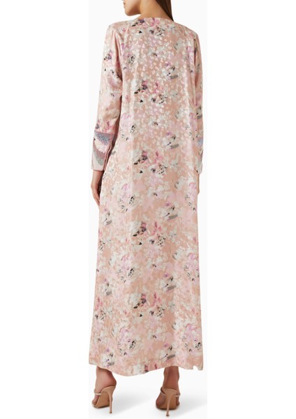 Şık Iki Katlı Ipek Jacquard Jalabiya Elbise Özel Işlemelerle Dikkat Çekici Tasarım modelleri