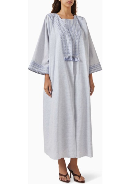 Şık Tasarımlı Elbise Seti ile Modern ve Geleneksel Moda Buluşması