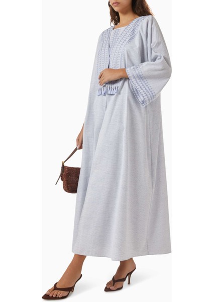 Şık Tasarımlı Elbise Seti ile Modern ve Geleneksel Moda Buluşması fiyatları