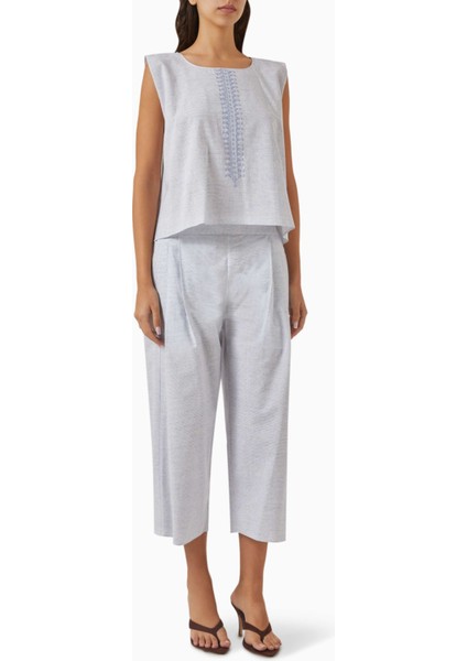 Şık Tasarımlı Elbise Seti ile Modern ve Geleneksel Moda Buluşması indirimleri