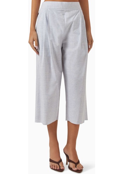 Şık Tasarımlı Elbise Seti ile Modern ve Geleneksel Moda Buluşması