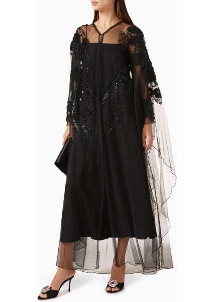 Şık Organze Abaya Botanik Nakış Detayıyla Rahat Günlük Kullanım Için Ideal fiyatları