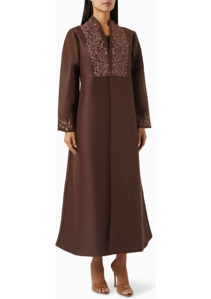 Şık Kolları Nakışlı A-Line Abaya ile Günlük Modest Tarzınızı Tamamlayın