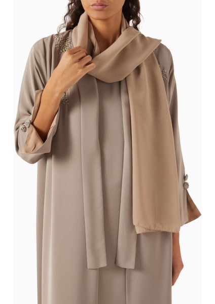 Şık Yüzüklü Abaya ile Rahat ve Zarif Tasarım Calla Stilinde fırsatları