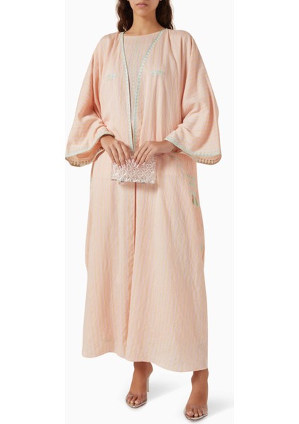 Konfor ve Şıklığı Bir Araya Getiren Üç Parçalı Işlemeli Abaya Seti fiyatları