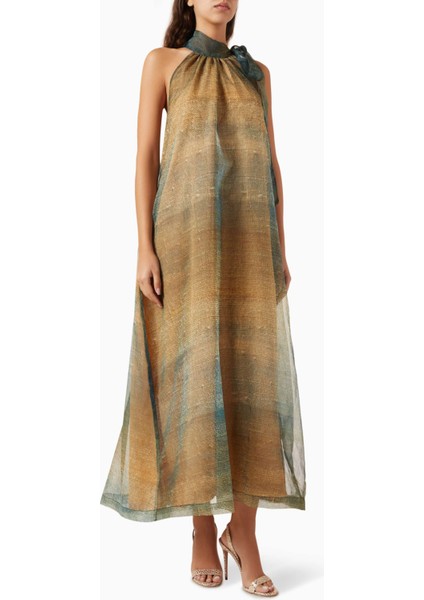 Sırtı Bağlamalı Elbise Havalı ve Şık Tasarım Akşam Sözleşmeleri Için Ideal Seçim