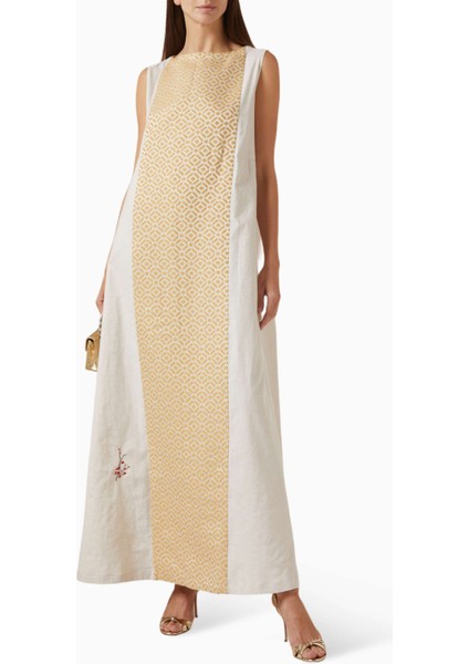 Şık ve Modaya Uygun Geometrik Desenli Maxidot Elbise ile Tarzınızı Yaratın fırsatları