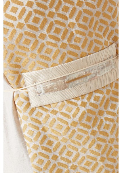 Şık ve Modaya Uygun Geometrik Desenli Maxidot Elbise ile Tarzınızı Yaratın indirimleri