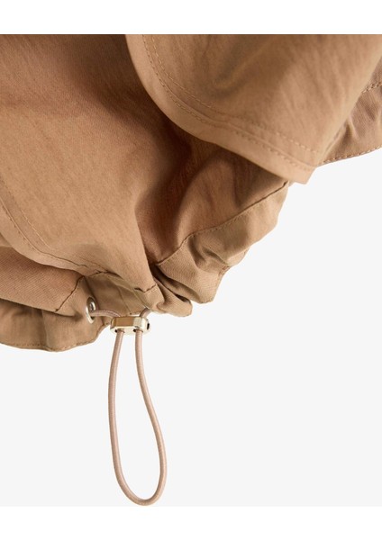 Su Geçirmez Regular Fit Kapüşonlu Çıtçıtlı Mont E8620AX25AU