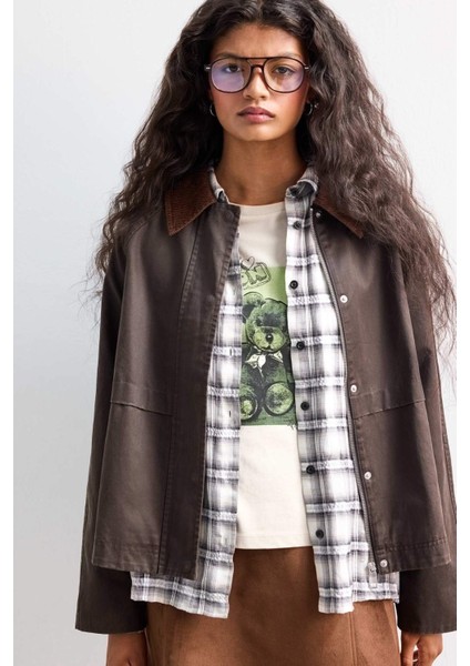 Su Geçirmez Relax Fit Kontrast Yaka Fermuarlı Mont E8623AX25AU