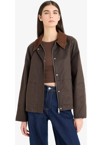 Su Geçirmez Relax Fit Kontrast Yaka Fermuarlı Mont E8623AX25AU