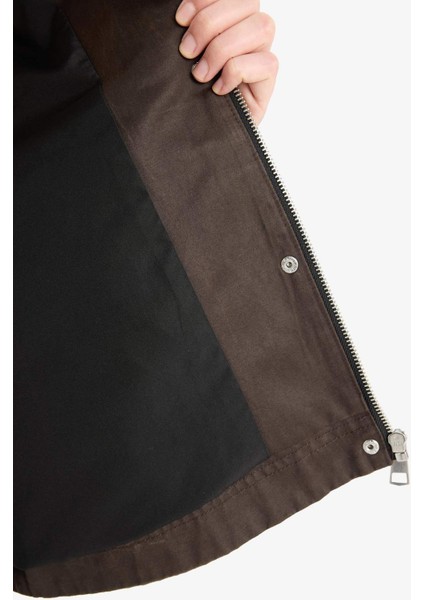 Su Geçirmez Relax Fit Kontrast Yaka Fermuarlı Mont E8623AX25AU