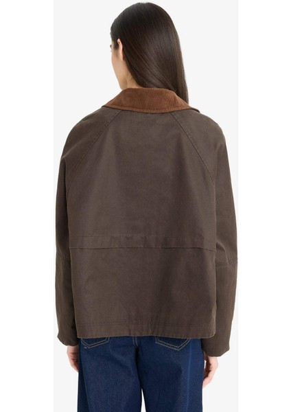 Su Geçirmez Relax Fit Kontrast Yaka Fermuarlı Mont E8623AX25AU