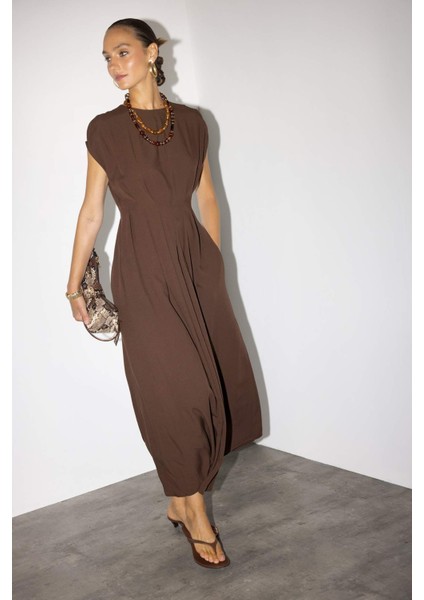 Bisiklet Yaka Keten Karışımlı Kısa Kollu Maxi Elbise G1461AX25AU fırsatları