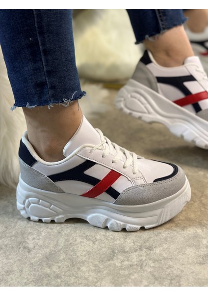 Günlük Kadın Sneaker Kalın Yüksek Taban Bağcıklı Rahat Tiger Şeritli Spor Ayakkabı 032