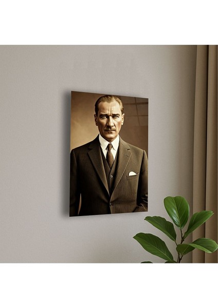 Gazi Mustafa Kemal Atatürk Cam Tablo