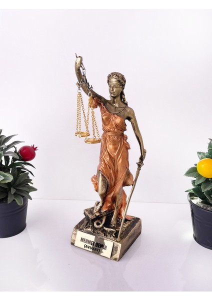 Adalet Heykeli – Gümüş-Turuncu Themis Biblo | Avukat ve Hukukçu Hediyesi Dekoratif Obje