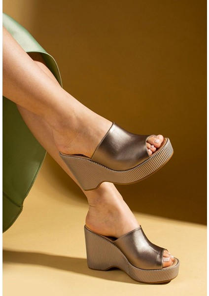 Tlay Platin Cilt Dolgu Topuk Terlik modelleri