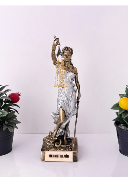 Adalet Heykeli – Gümüş-Beyaz Themis Biblo | Avukat ve Hukukçu Hediyesi Dekoratif Obje fiyatları