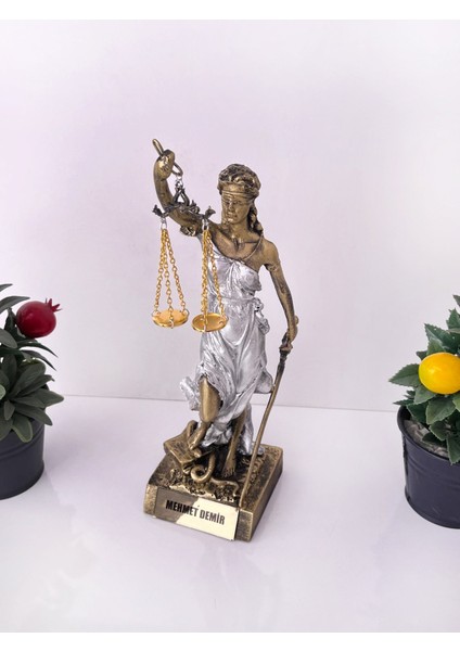 Adalet Heykeli – Gümüş-Beyaz Themis Biblo | Avukat ve Hukukçu Hediyesi Dekoratif Obje modelleri
