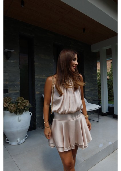 Boydan Bağlamalı Altı Fırfırlı Mini Elbise fiyatları