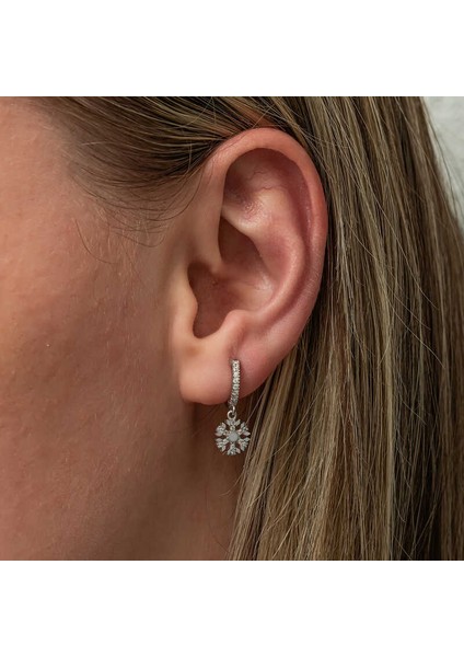 Gümüş Sallantılı Kar Tanesi Kadın Küpe fiyatları