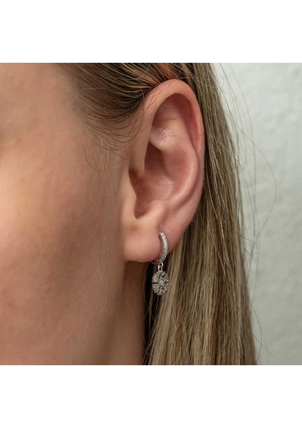 Gümüş Sallantılı Kar Tanesi Kadın Küpe indirimleri