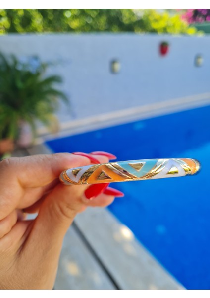 Soft Renklerde Mineli Kadın Çelik Kelepçe Bileklik