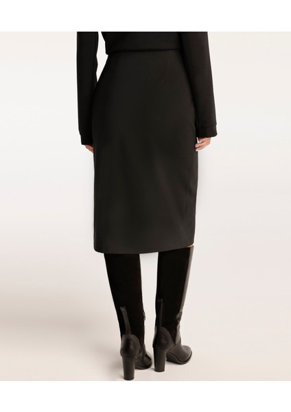 Yırtmaç Detaylı Kalem Etek indirimleri