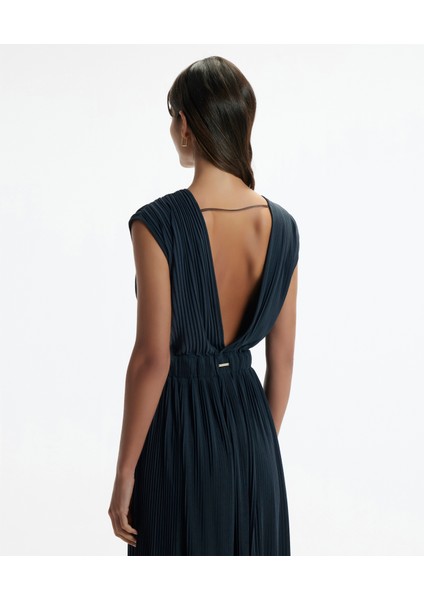 V Yaka Kolsuz Pliseli Uzun Elbise modelleri