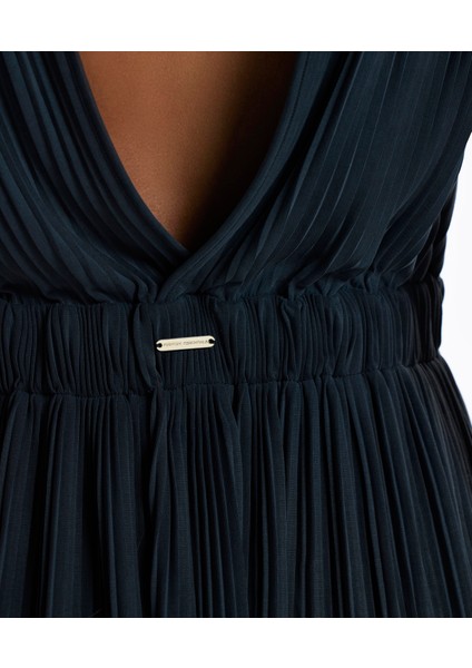 V Yaka Kolsuz Pliseli Uzun Elbise fırsatları