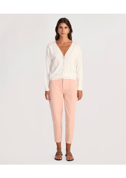 V Yaka Nakışlı Hırka