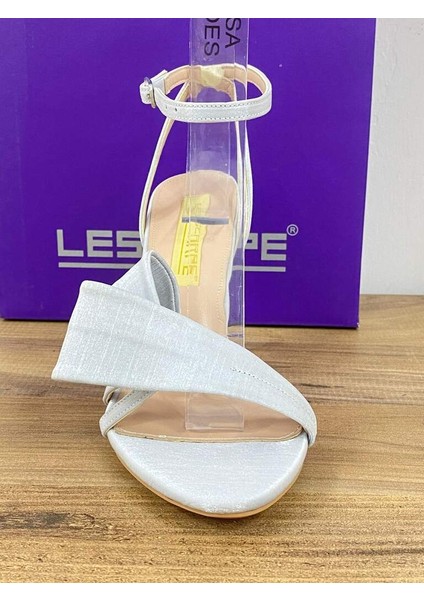 LES04 Renk Gümüş Gri Önü Arkası Açık Bantlı Kadın Topuklu Stiletto modelleri