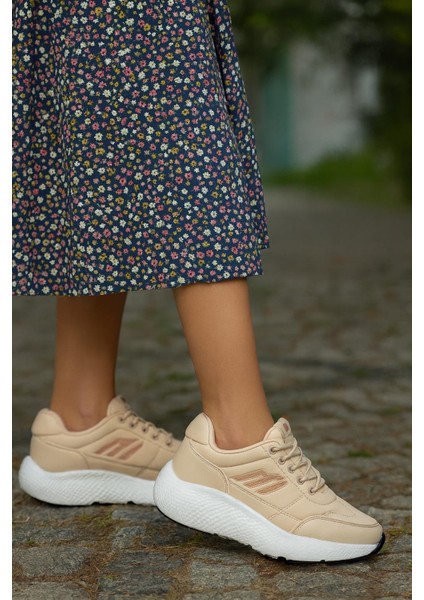 Kadın Yüksek Taban Günlük Spor Ayakkabı fiyatları